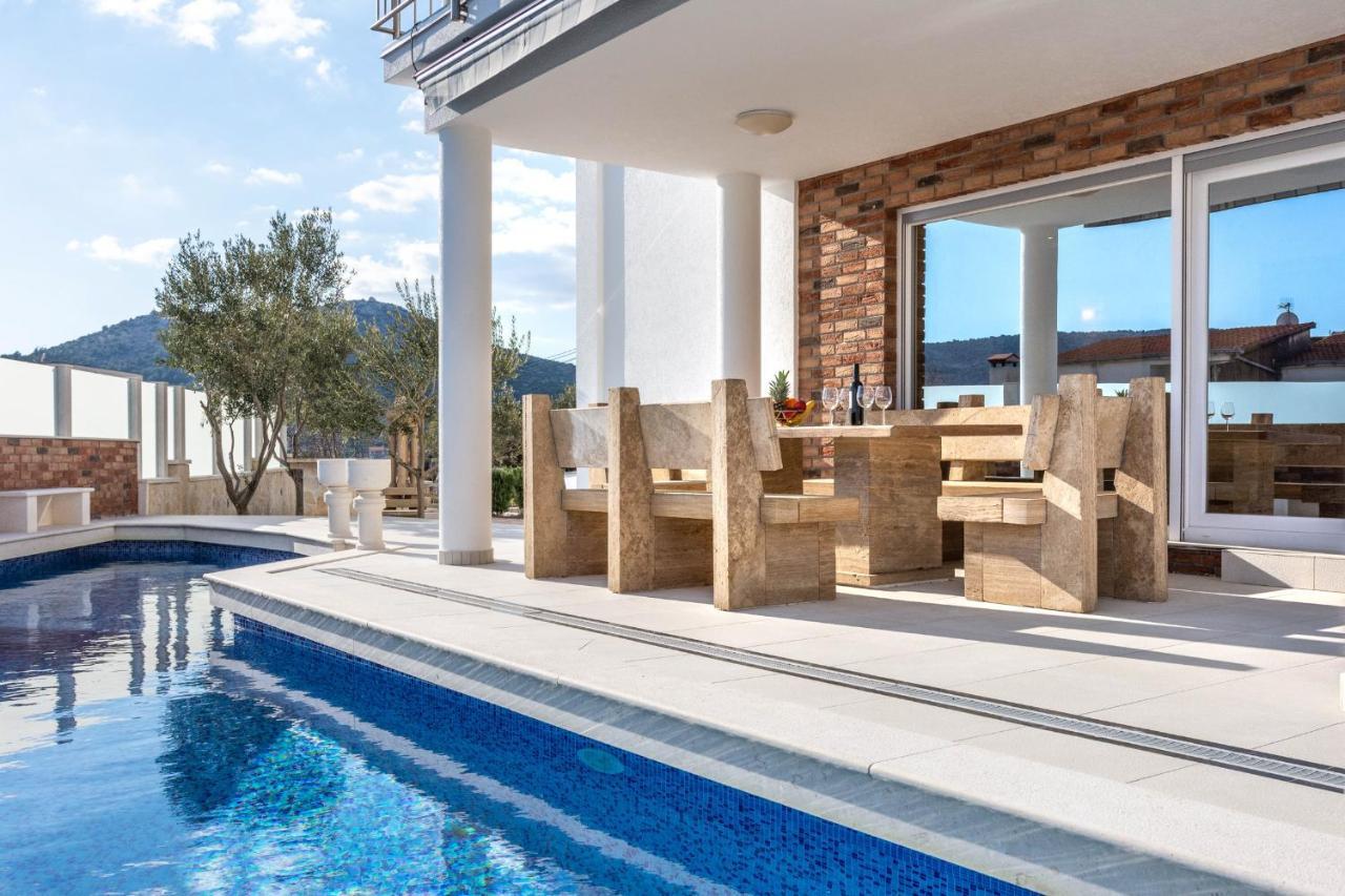 Luxury Villa Ivana Marina Ngoại thất bức ảnh