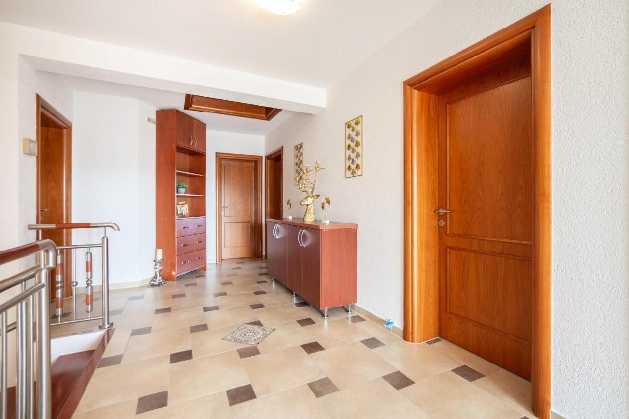 Luxury Villa Ivana Marina Ngoại thất bức ảnh