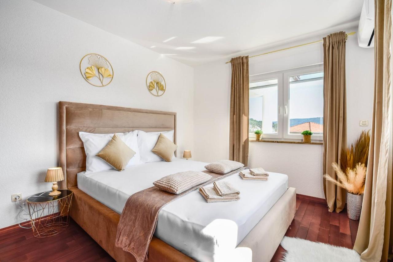 Luxury Villa Ivana Marina Ngoại thất bức ảnh